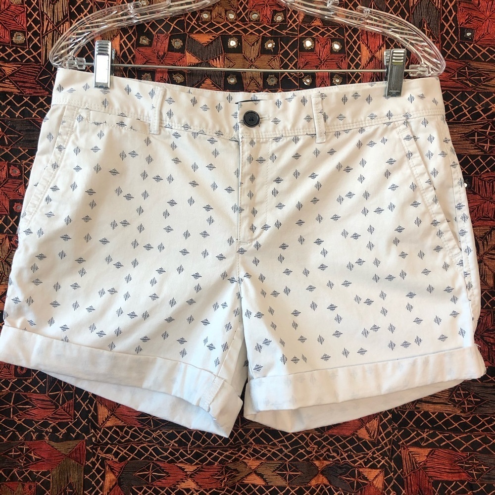 Banana Republic Pattered Twill Shorts‎